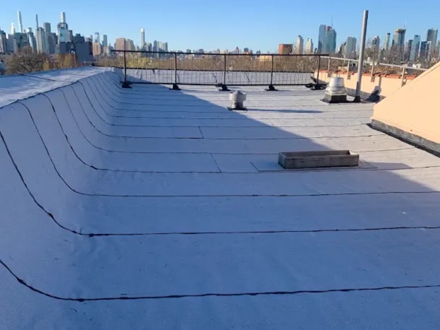 Professional Local Roofing Contractor in Brooklyn, NY Professional Local Roofing Contractor in Brooklyn, NY